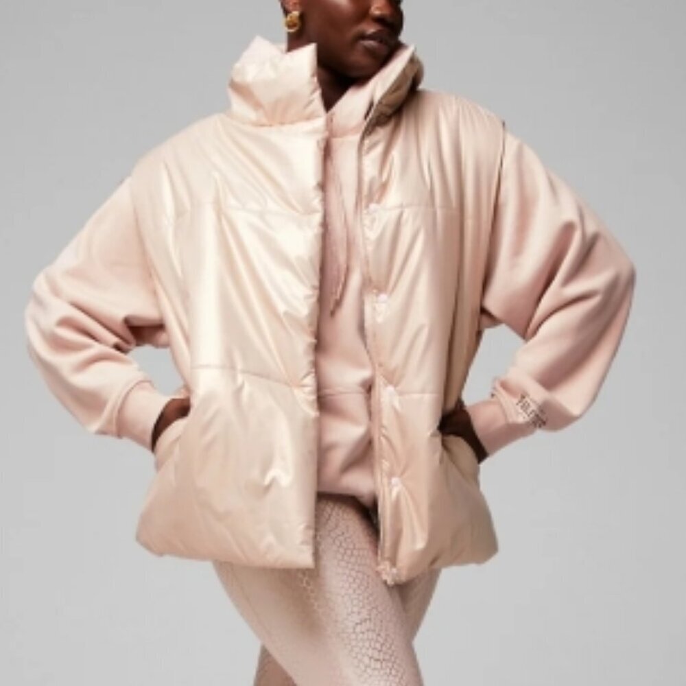 Fabletics Oversized Puffer Vest – Natural Blush – Size S – New With Tags